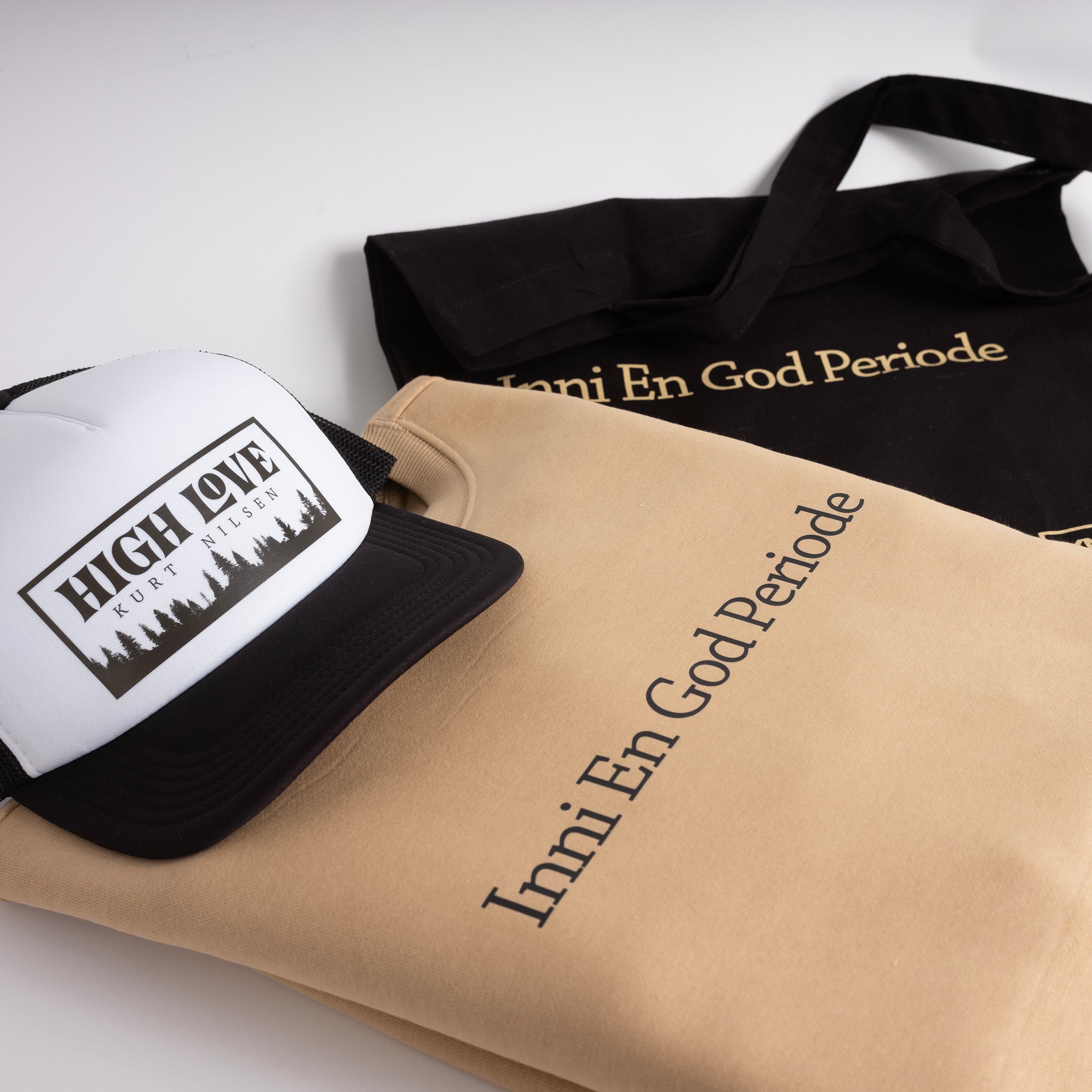 INSIDE A GOOD PERIOD - Sweater